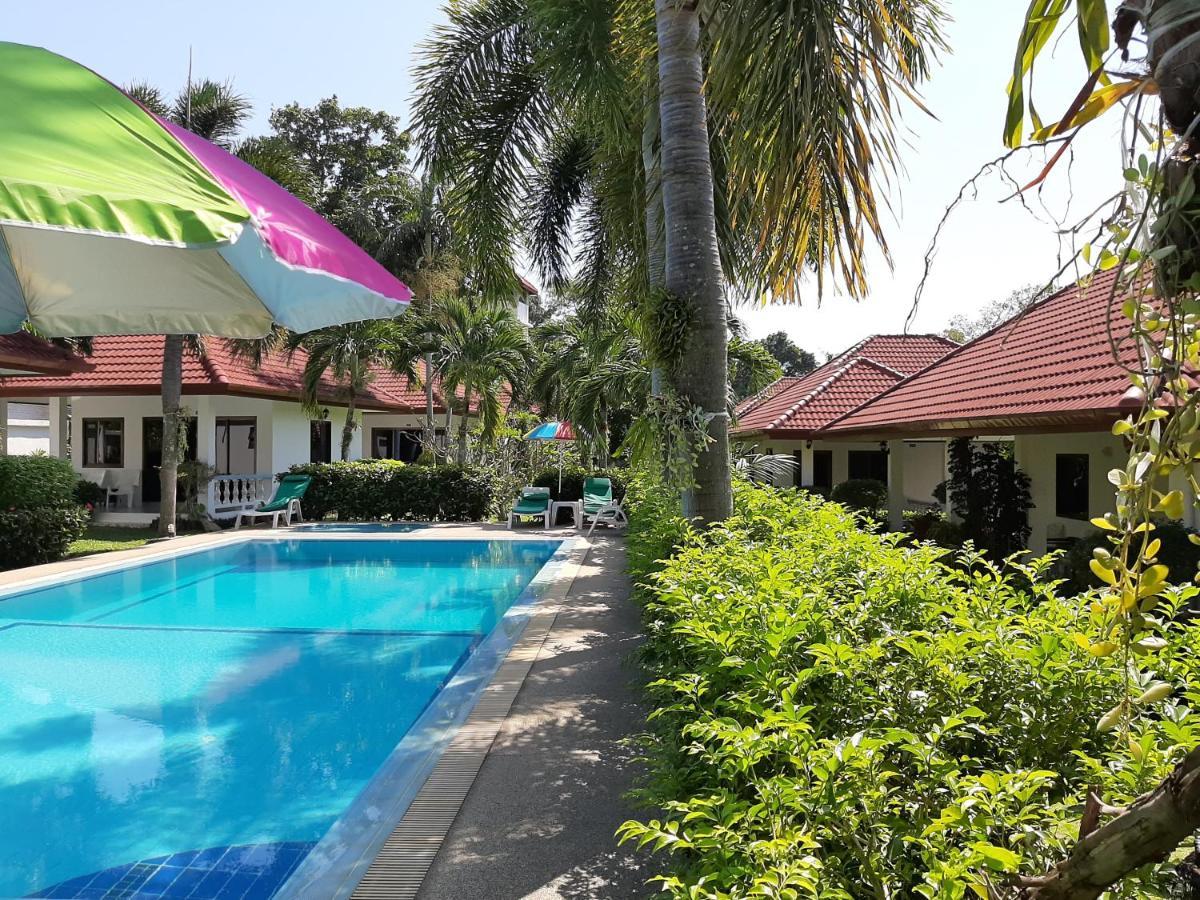 D&K Smiley Phuket Resort Rawai Exterior foto
