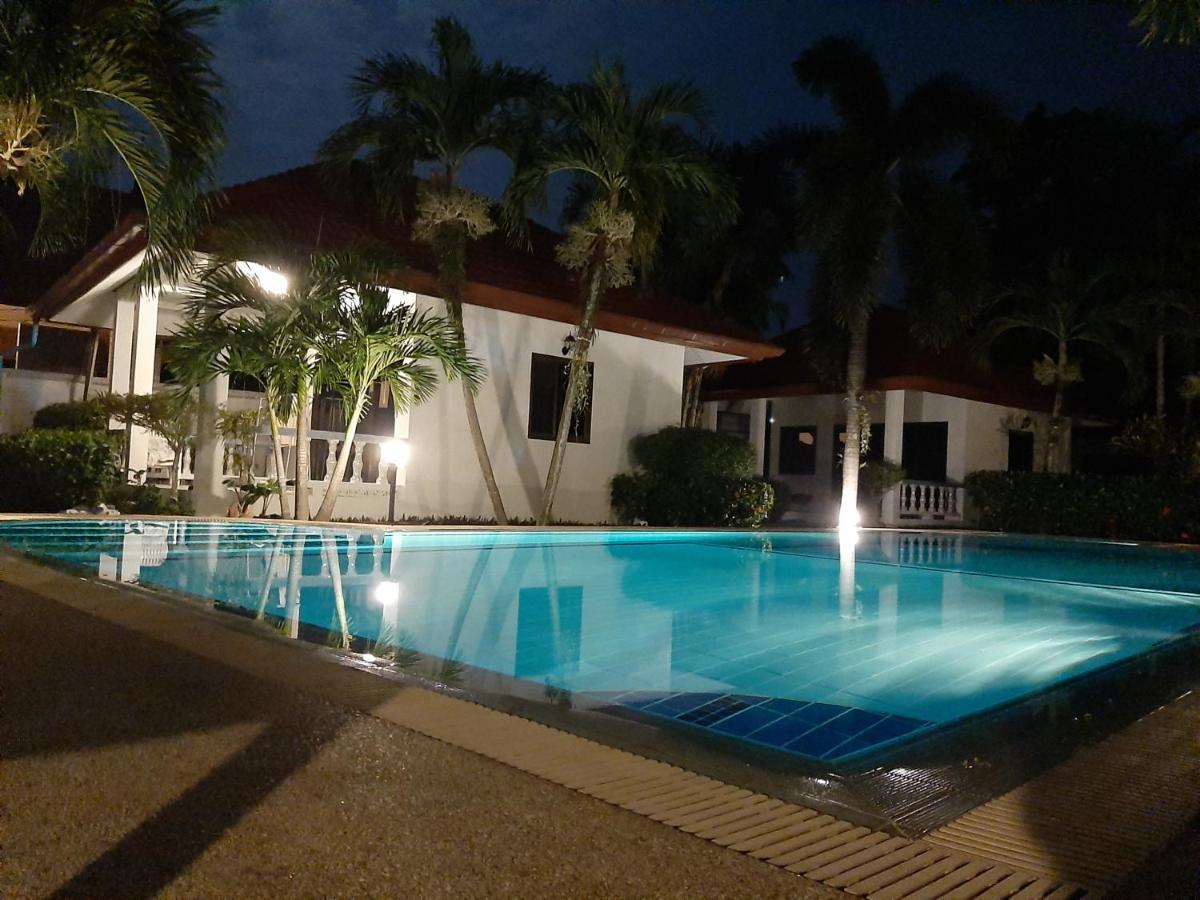 D&K Smiley Phuket Resort Rawai Exterior foto